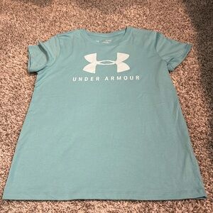 Under Armour tshirt